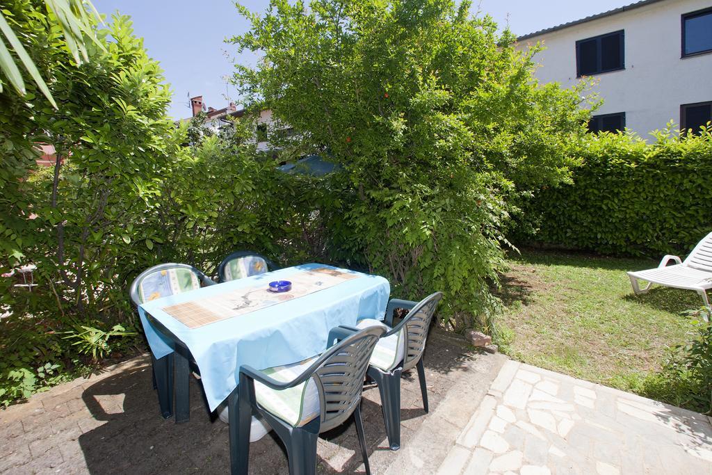 Apartments Mladenka Poreč Quarto foto